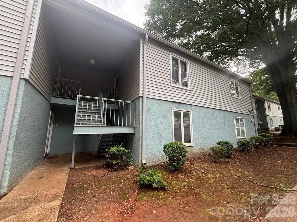 1920 Countrymens Court Charlotte NC 28210