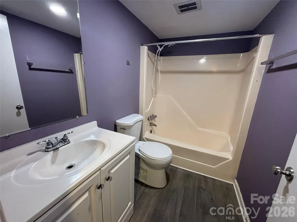 1920 Countrymens Court Charlotte NC 28210
