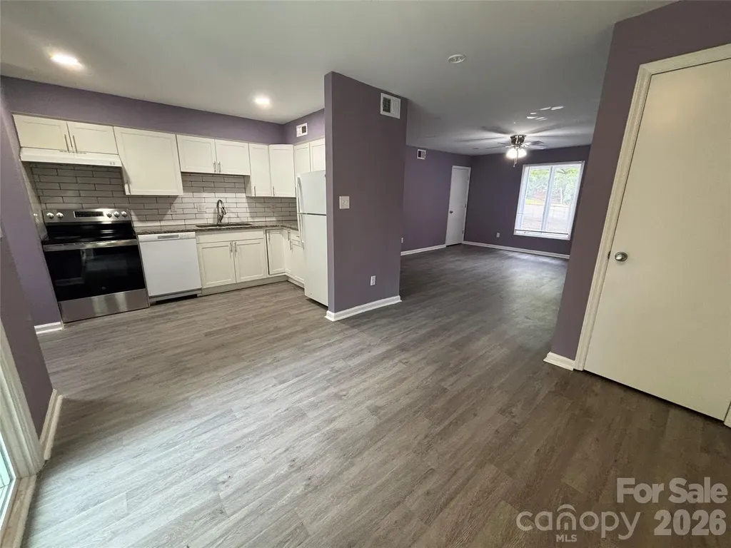 1920 Countrymens Court Charlotte NC 28210