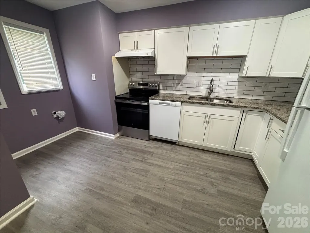 1920 Countrymens Court Charlotte NC 28210