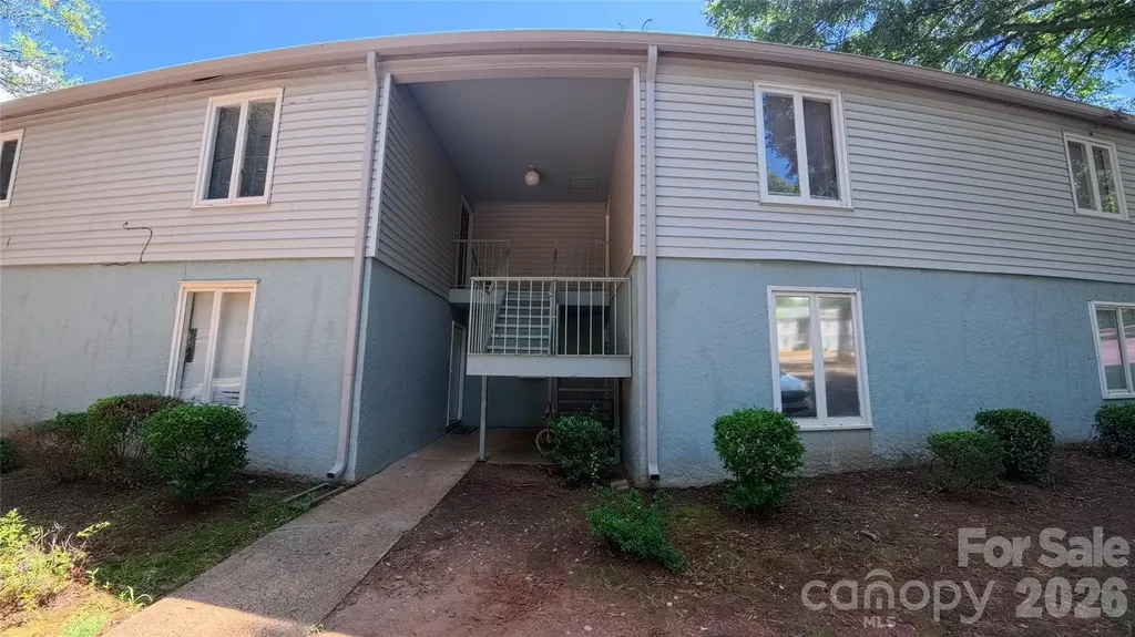 1920 Countrymens Court Charlotte NC 28210