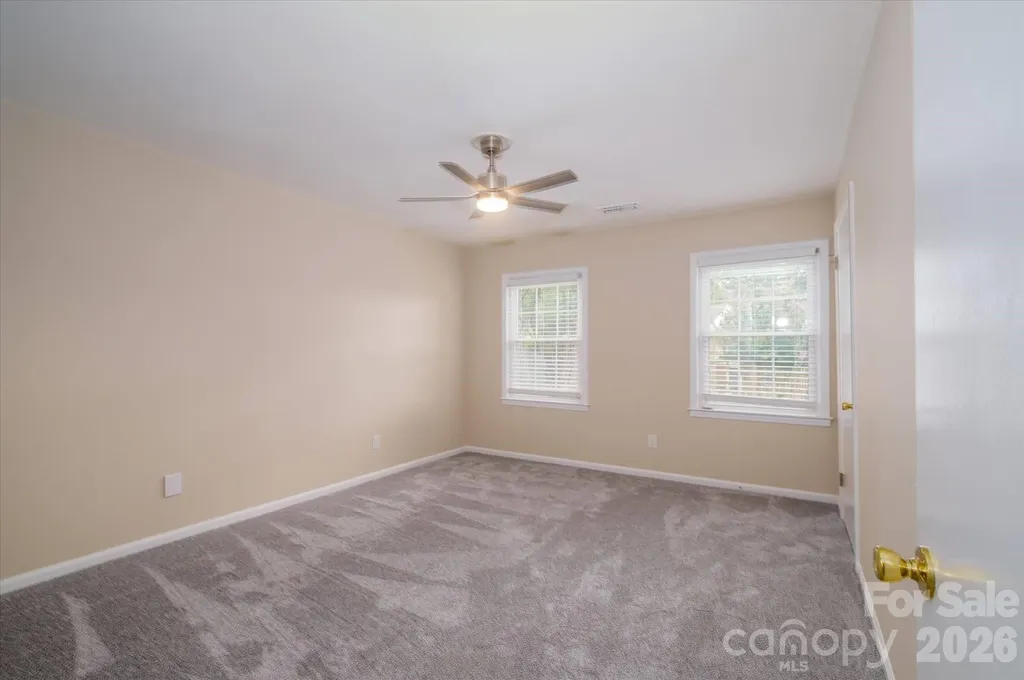 6810 Farmingdale Drive Charlotte NC 28212