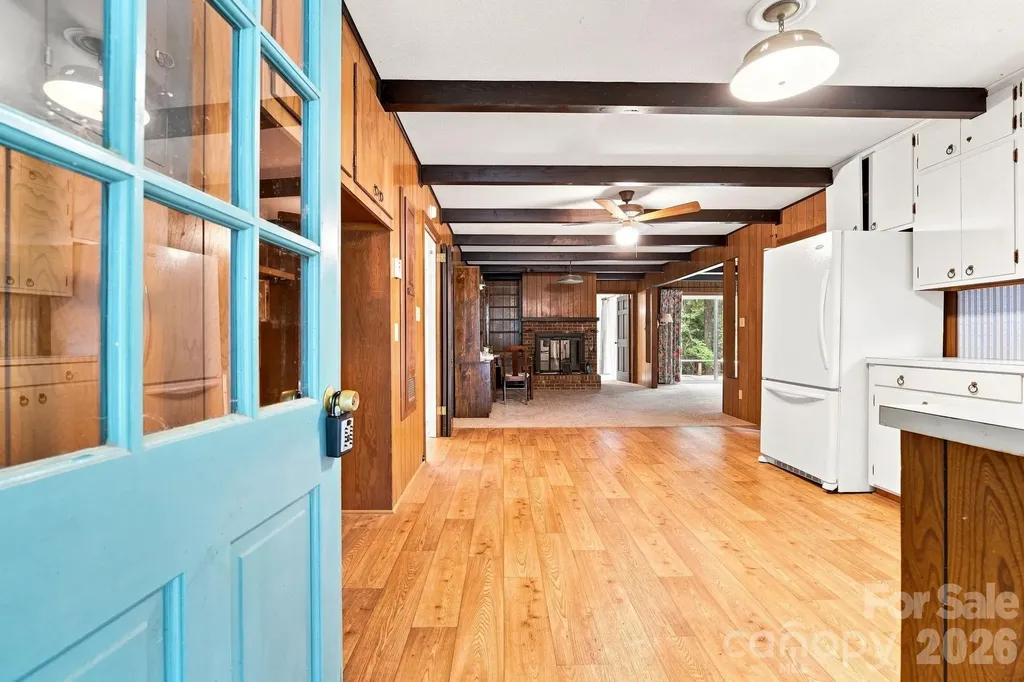 1083 Murdocksville Road West End NC 27376
