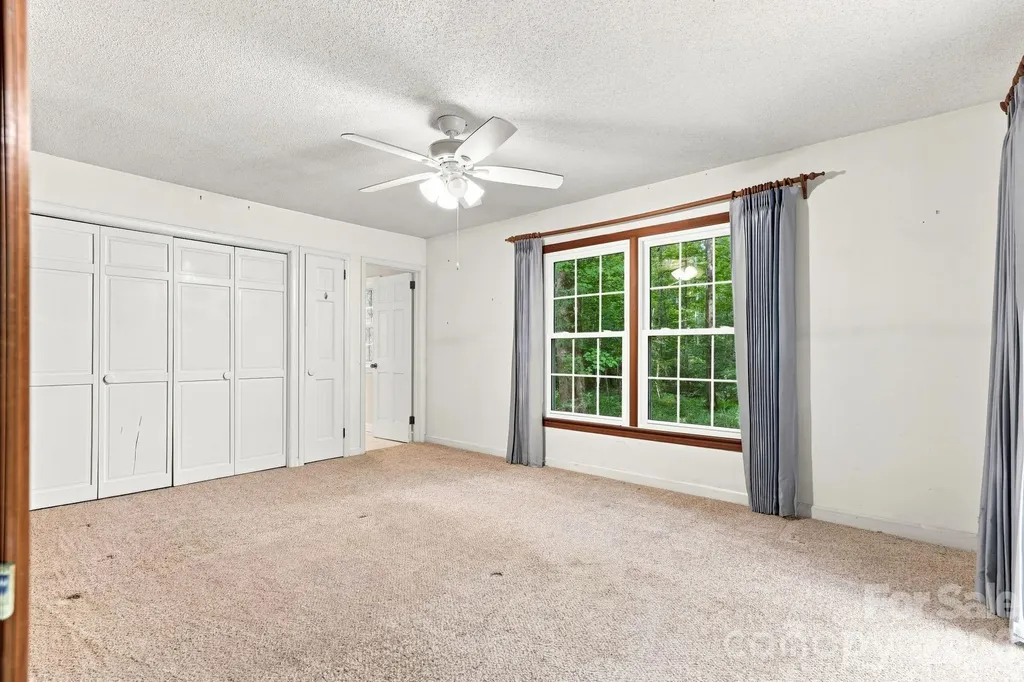 1083 Murdocksville Road West End NC 27376