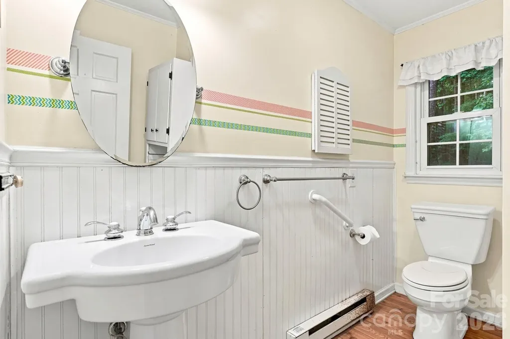 1083 Murdocksville Road West End NC 27376