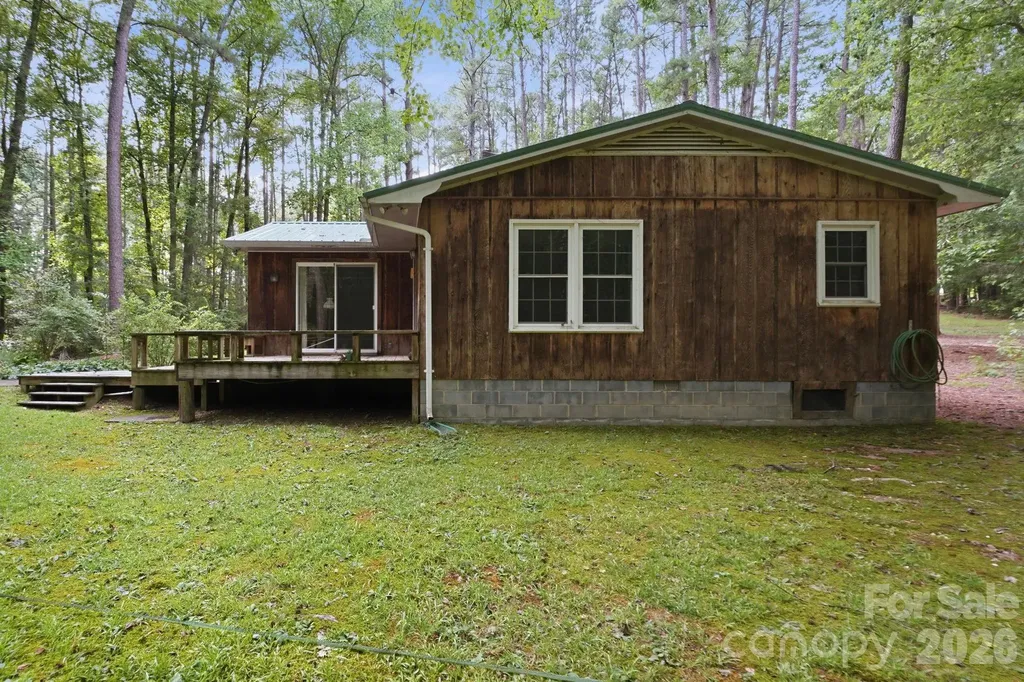 1083 Murdocksville Road West End NC 27376