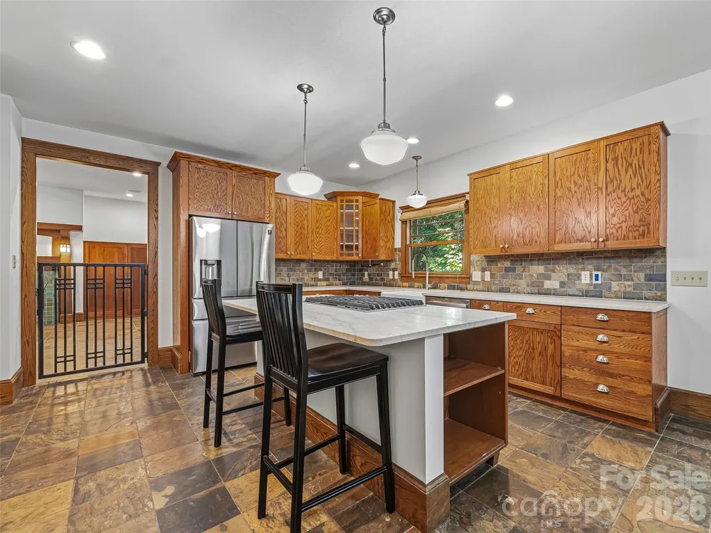 1606 Olmsted Drive Asheville NC 28803
