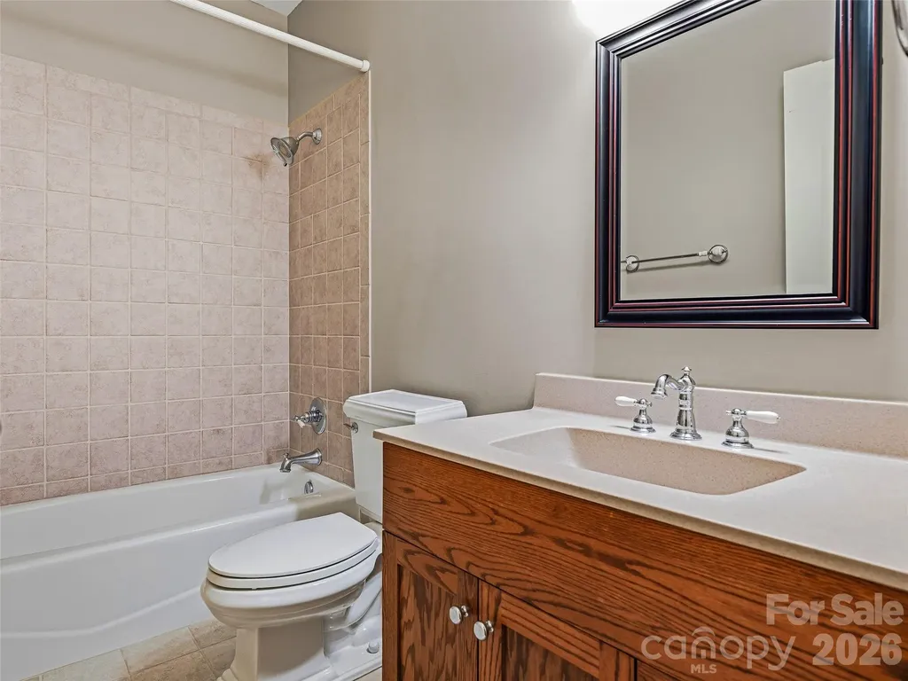 1606 Olmsted Drive Asheville NC 28803