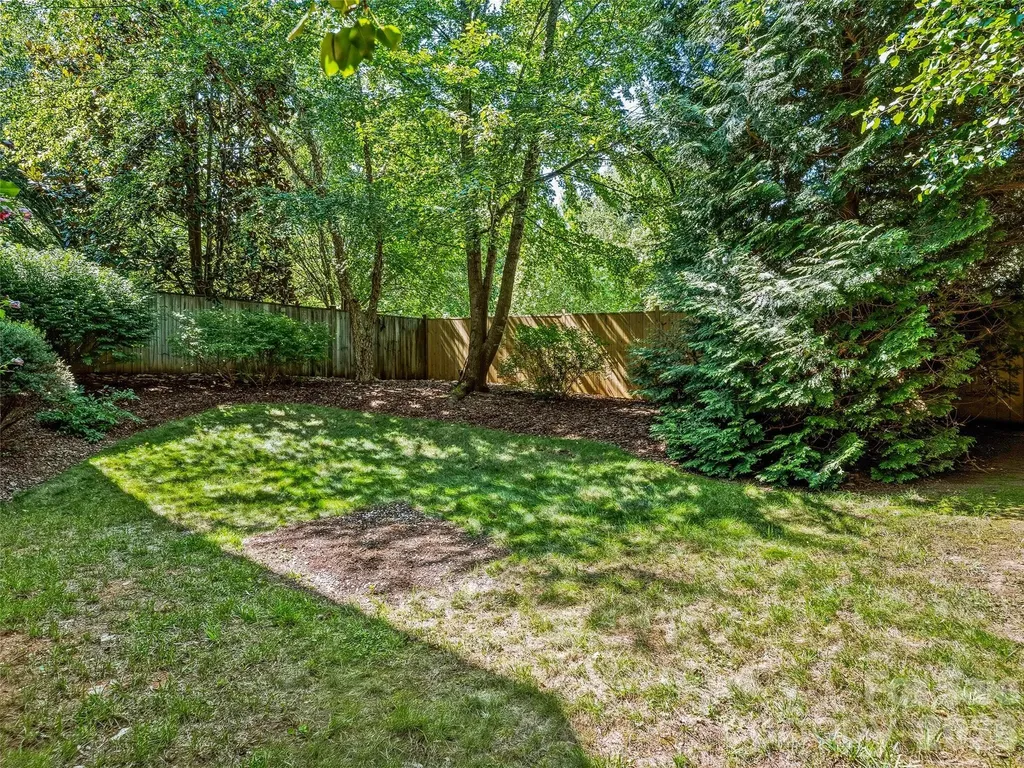 1606 Olmsted Drive Asheville NC 28803