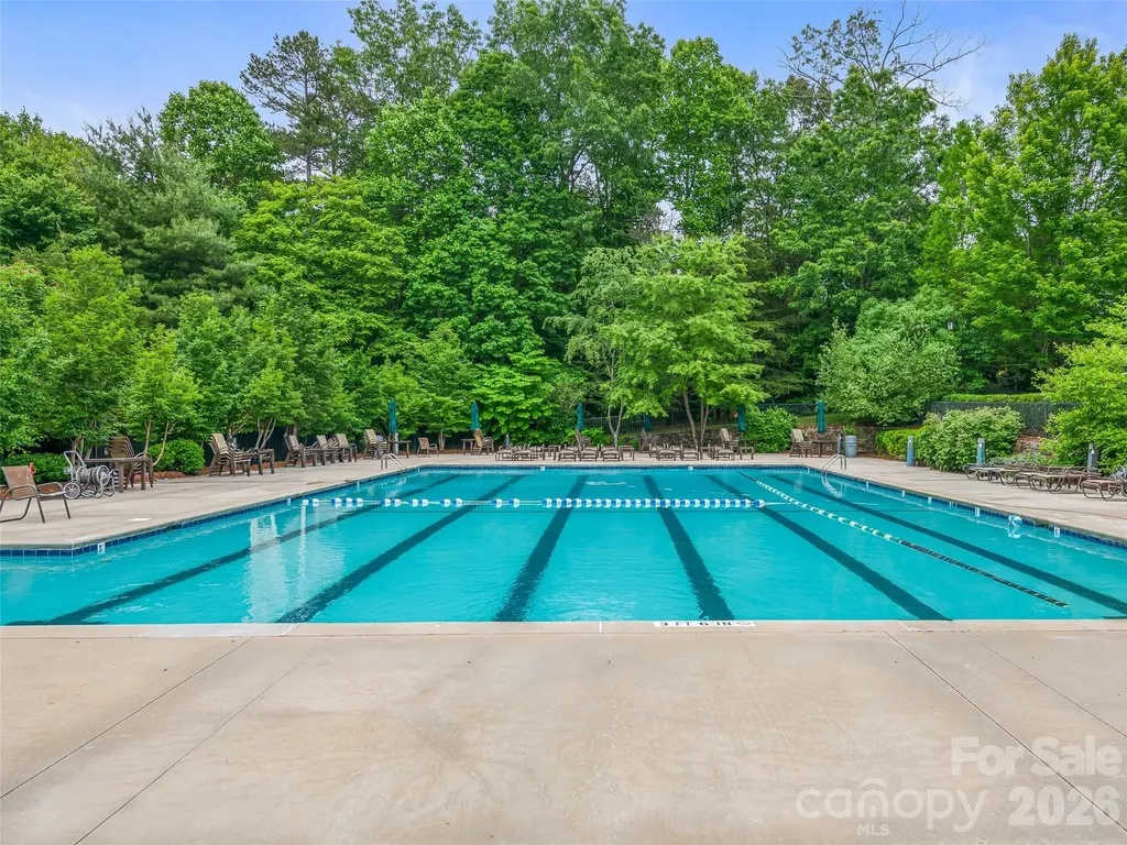 1606 Olmsted Drive Asheville NC 28803