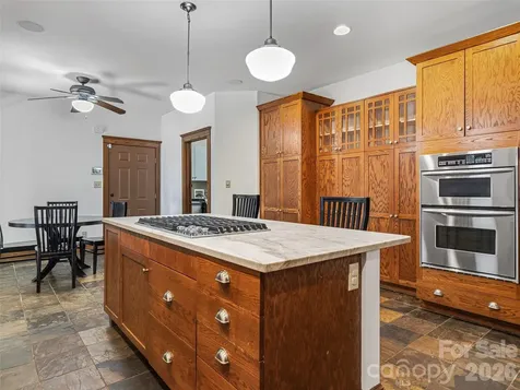 1606 Olmsted Drive Asheville NC 28803