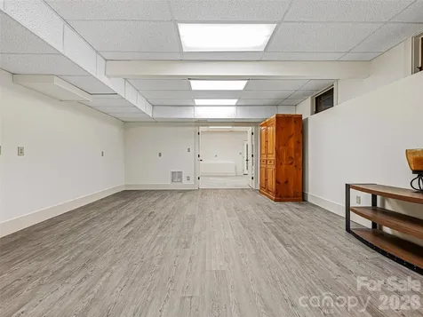 1606 Olmsted Drive Asheville NC 28803