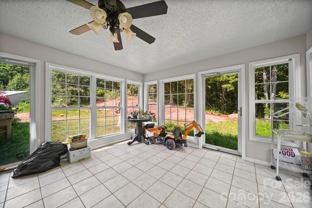 6643 Wards Gap Road Casar NC 28020