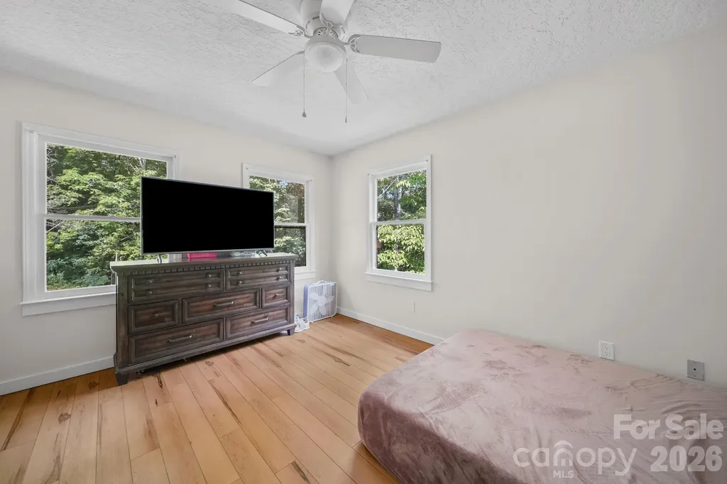 6643 Wards Gap Road Casar NC 28020