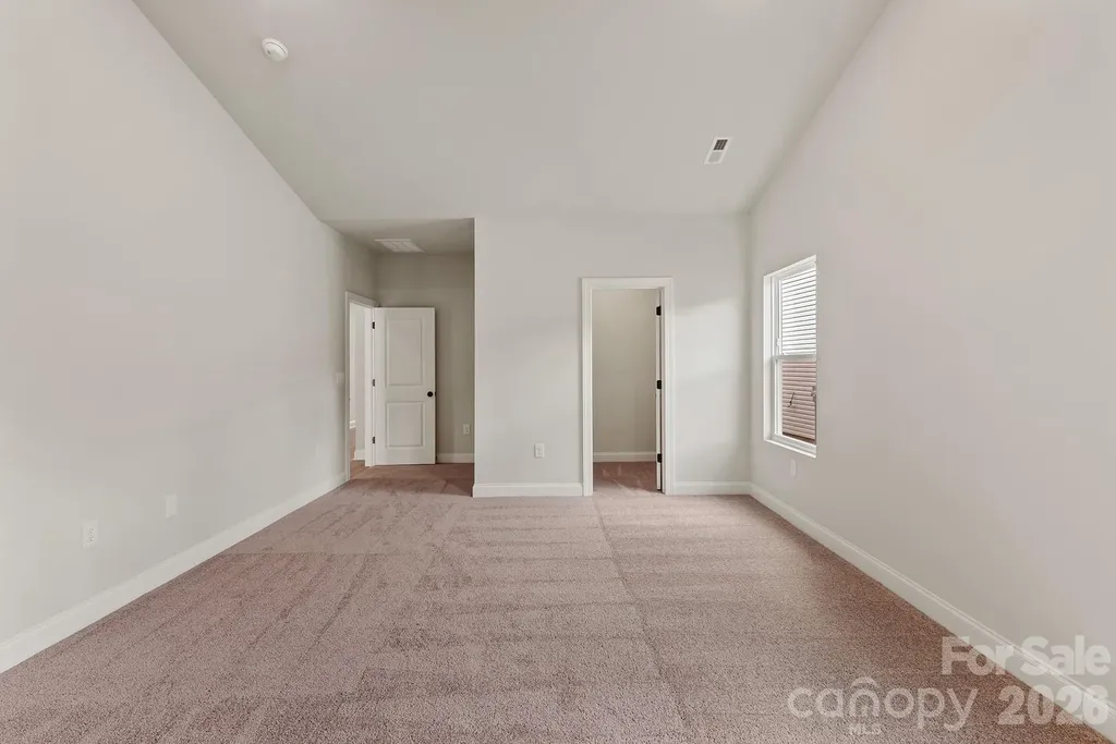 8121 Cravat Court Charlotte NC 28215