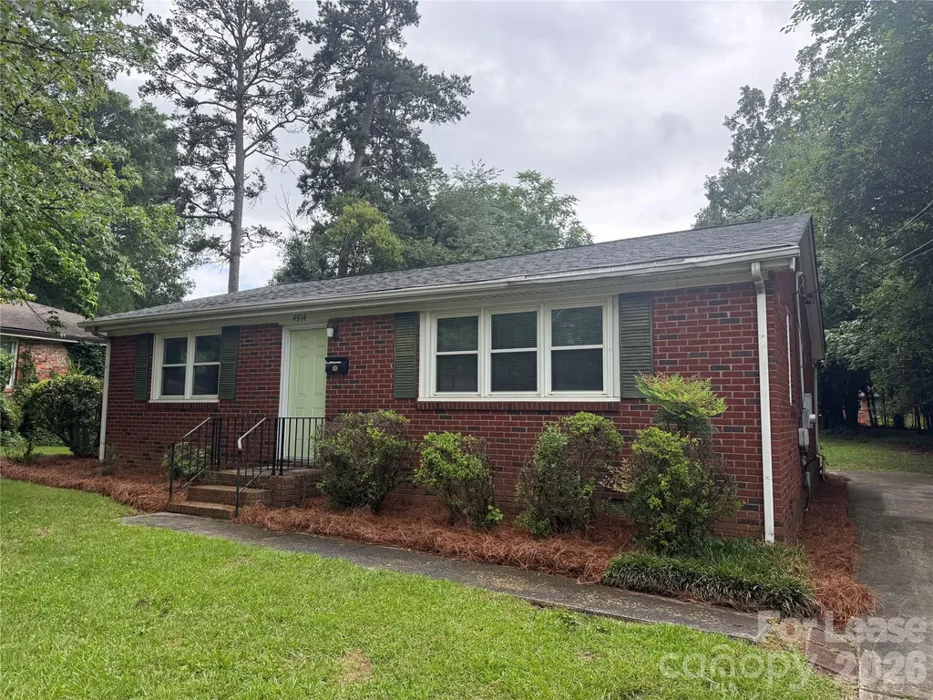 4914 Unaka Avenue Charlotte NC 28205