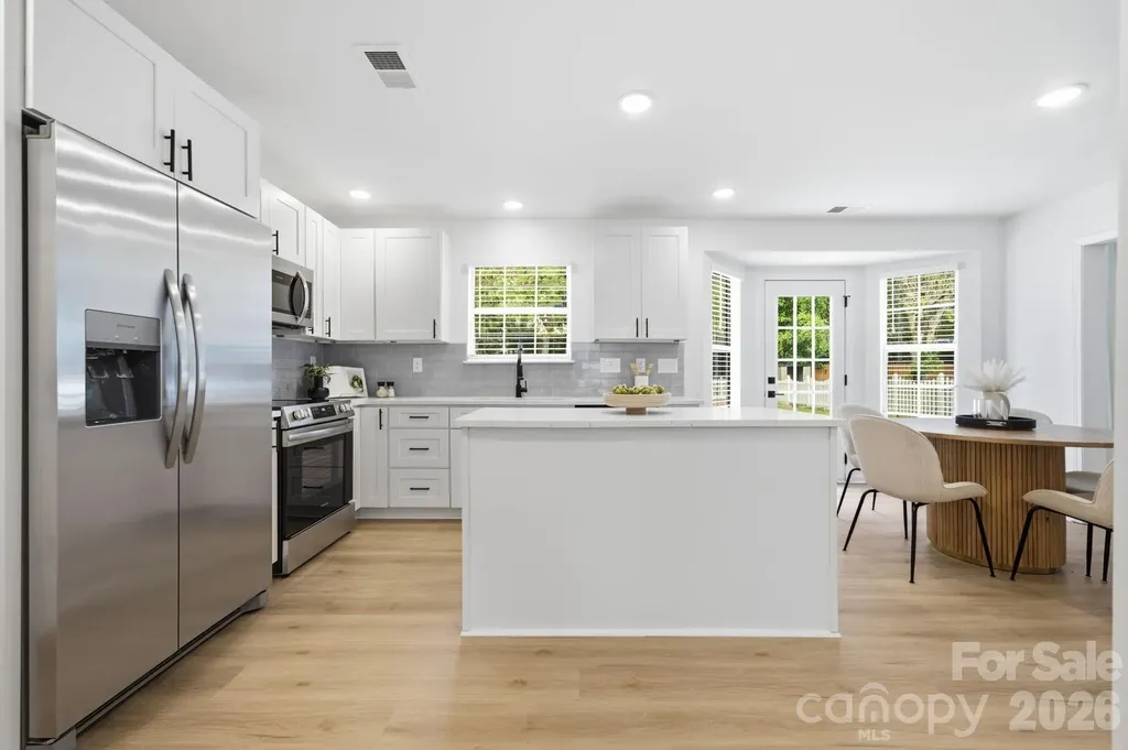 4611 Rock Stream Drive Charlotte NC 28269
