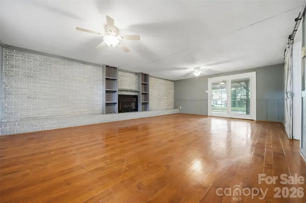 3233 26th Street NE Hickory NC 28601