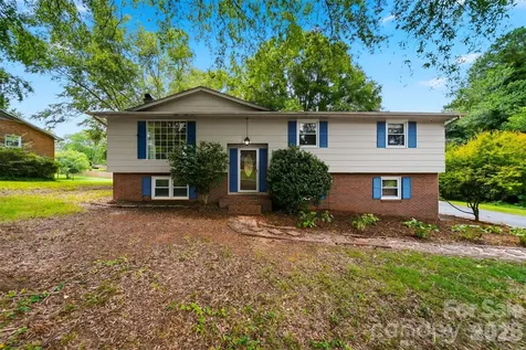 3233 26th Street NE Hickory NC 28601