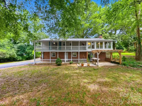 3233 26th Street NE Hickory NC 28601