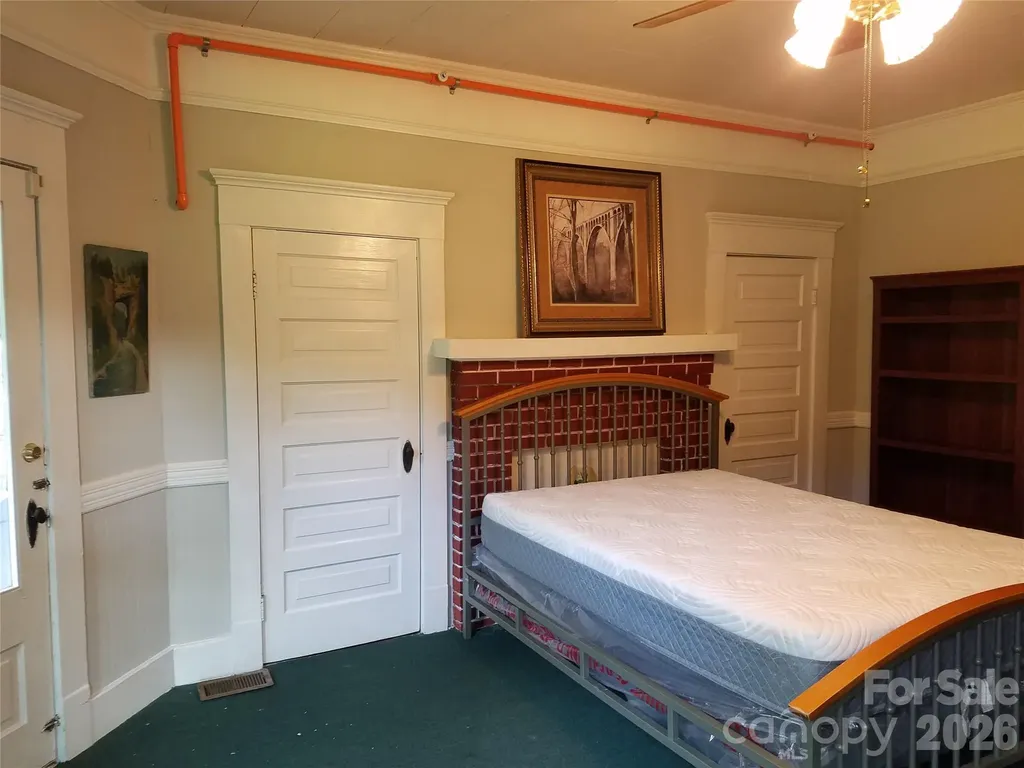 108 S Main Street Wingate NC 28174