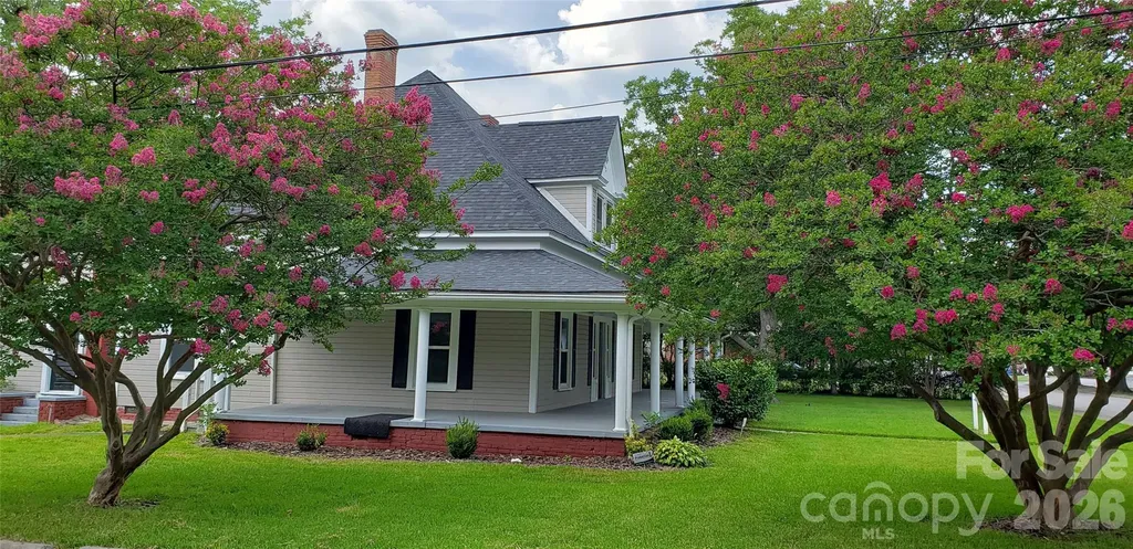 108 S Main Street Wingate NC 28174