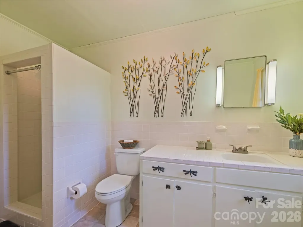 51 Atari Road Waynesville NC 28786