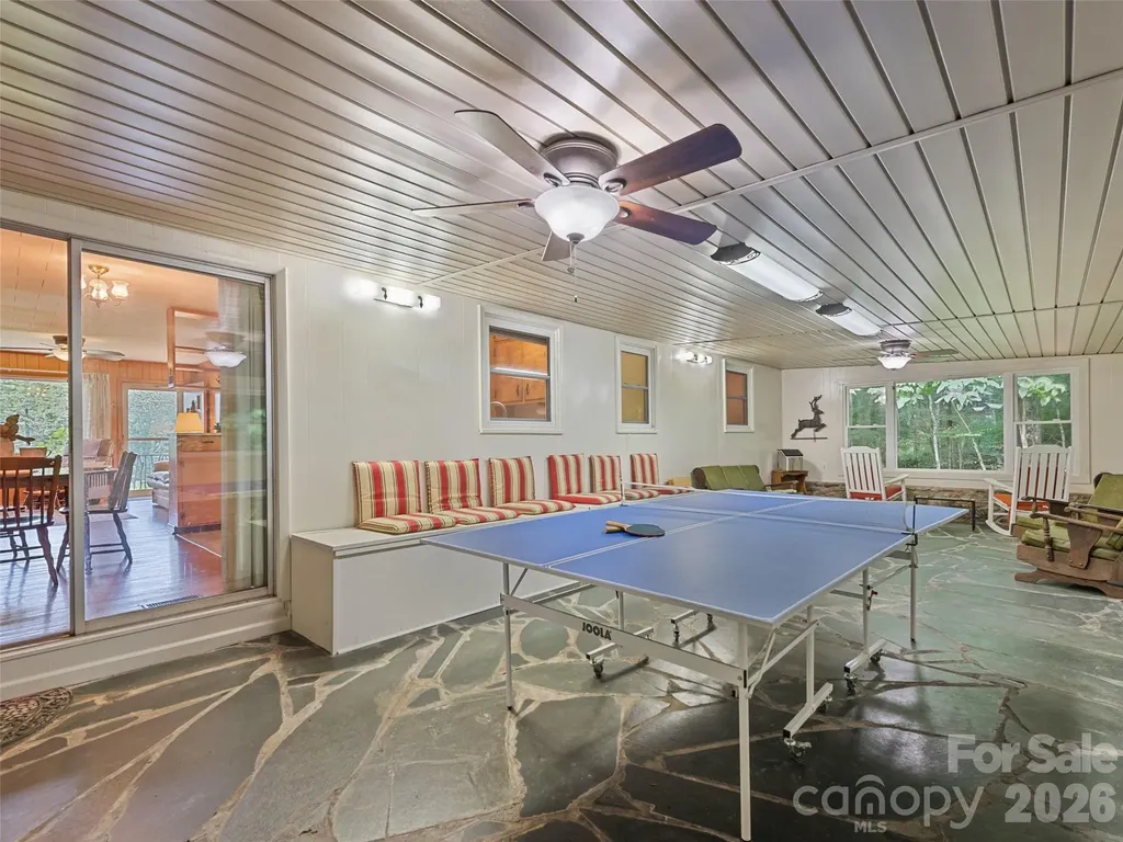 51 Atari Road Waynesville NC 28786