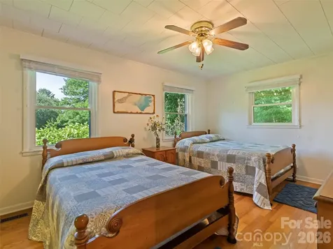 51 Atari Road Waynesville NC 28786