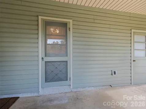 51 Atari Road Waynesville NC 28786