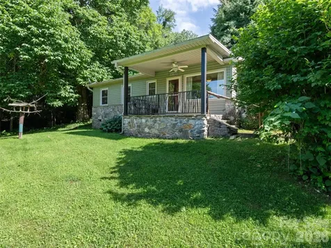 51 Atari Road Waynesville NC 28786