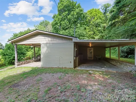 51 Atari Road Waynesville NC 28786