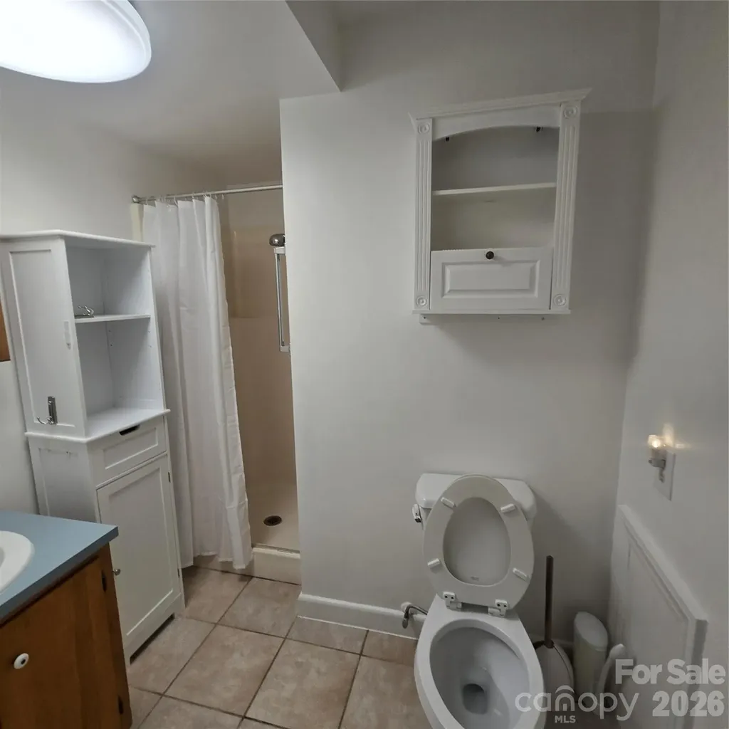 2734 Orchard Street Newton NC 28658