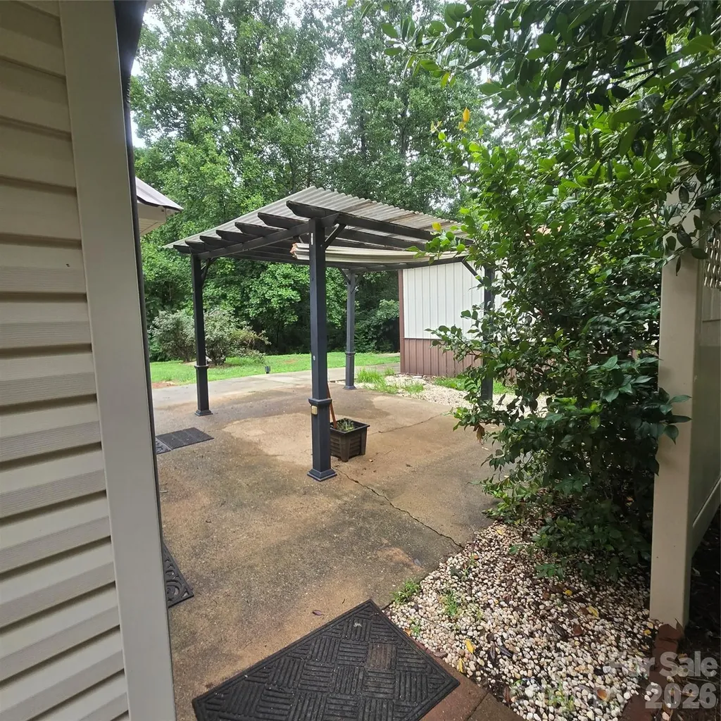 2734 Orchard Street Newton NC 28658