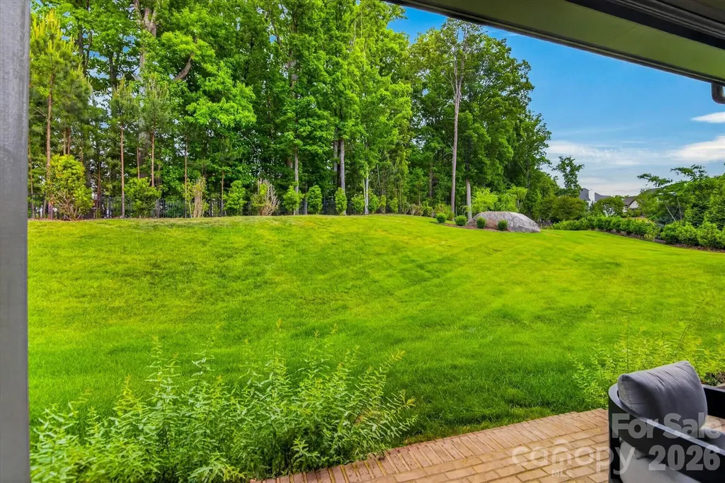 1115 Shelton Oaks Court Matthews NC 28105