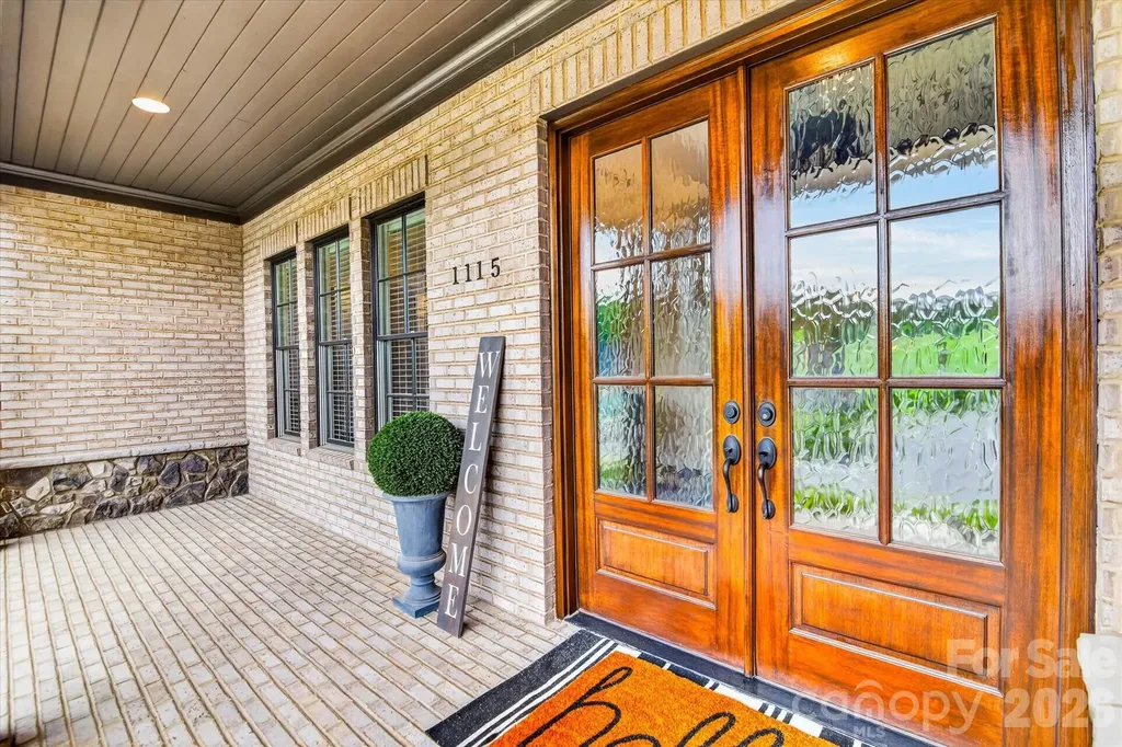 1115 Shelton Oaks Court Matthews NC 28105