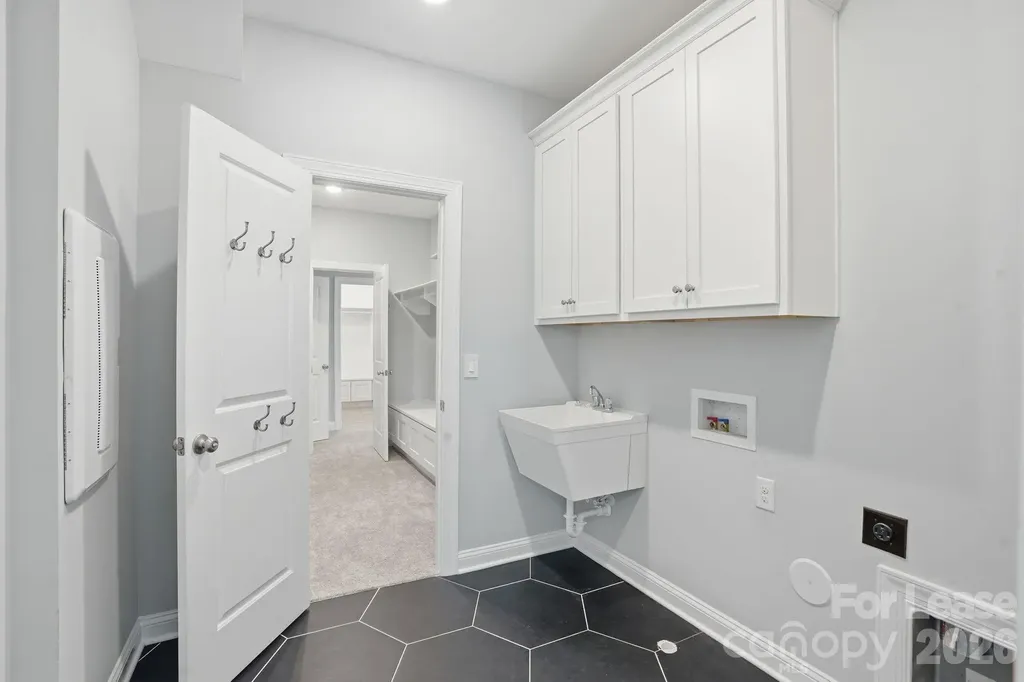 7203 Bellera Court Charlotte NC 28277