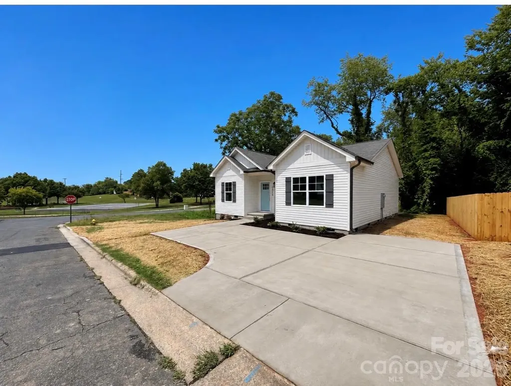 1010 John Street Monroe NC 28110