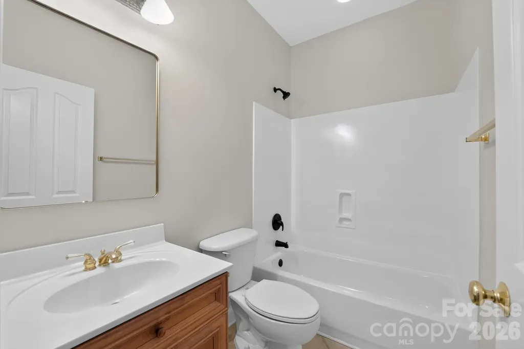 105 Castlestone Lane Matthews NC 28104
