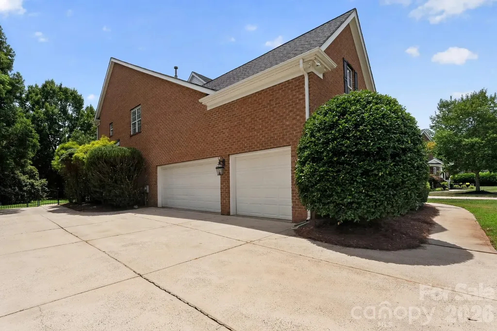 105 Castlestone Lane Matthews NC 28104