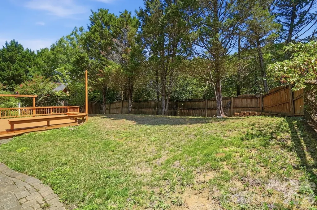 7015 Lenhart Drive Charlotte NC 28226