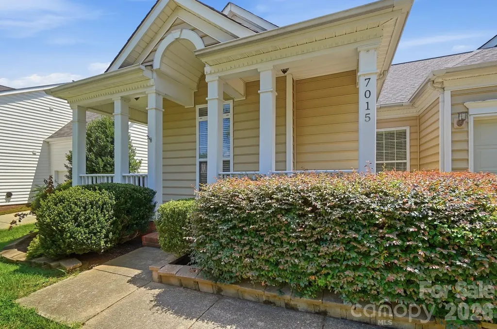 7015 Lenhart Drive Charlotte NC 28226