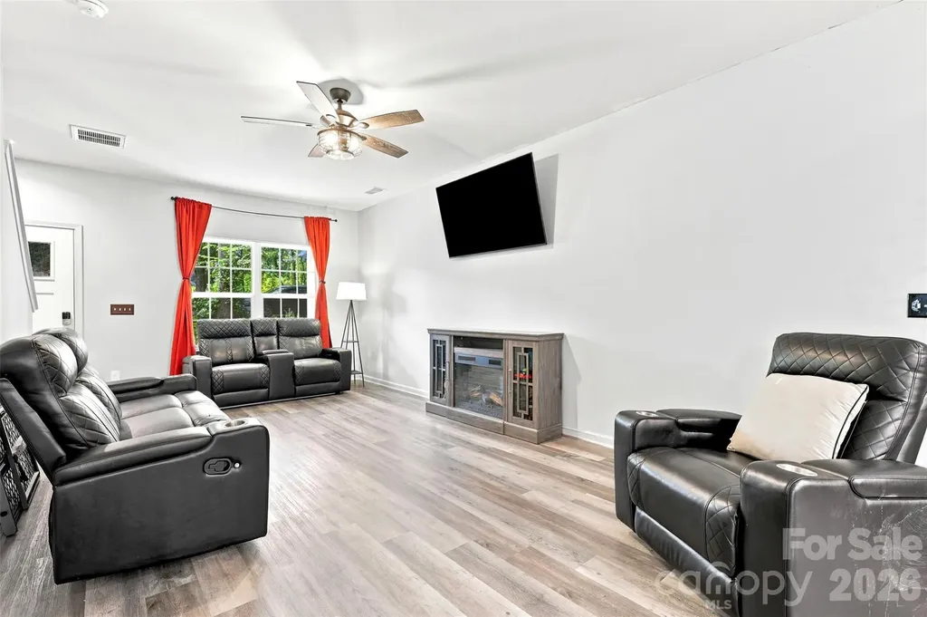 313 Bell Street Mount Holly NC 28120