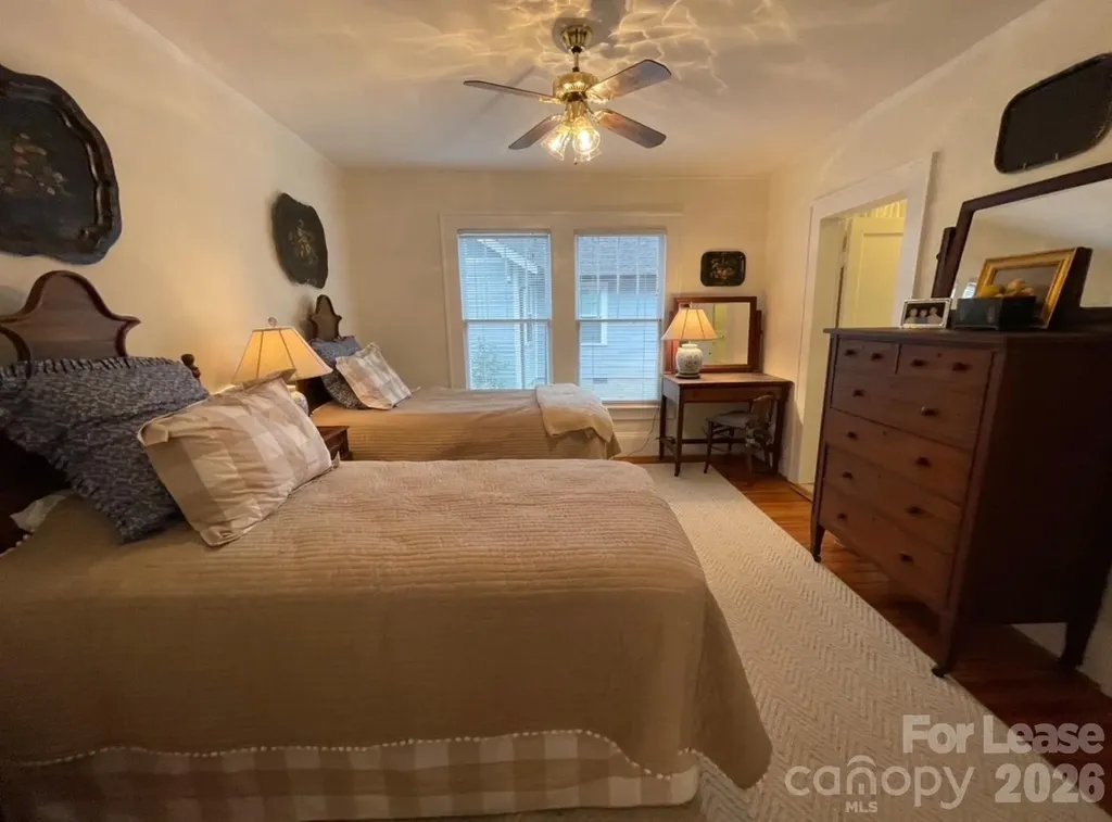 218 Circle Avenue Charlotte NC 28207