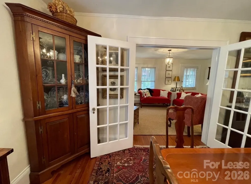 218 Circle Avenue Charlotte NC 28207