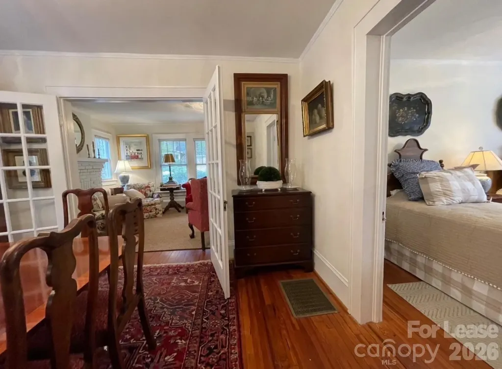 218 Circle Avenue Charlotte NC 28207