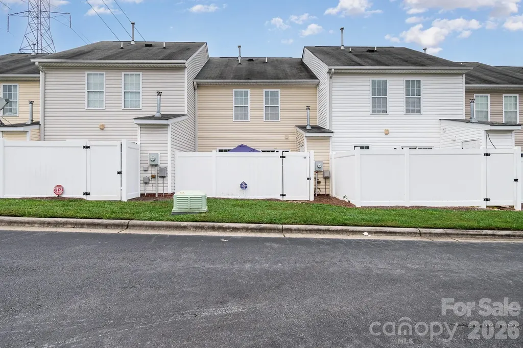 3707 Spanish Peak Drive High Point NC 27265