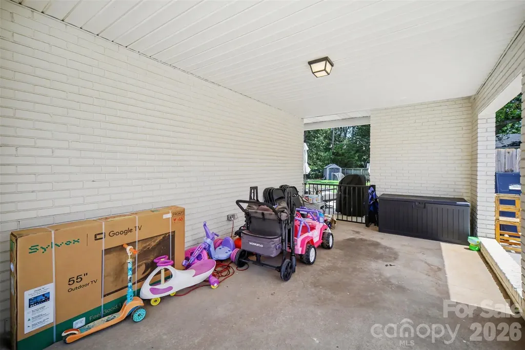 3633 Conway Avenue Charlotte NC 28209