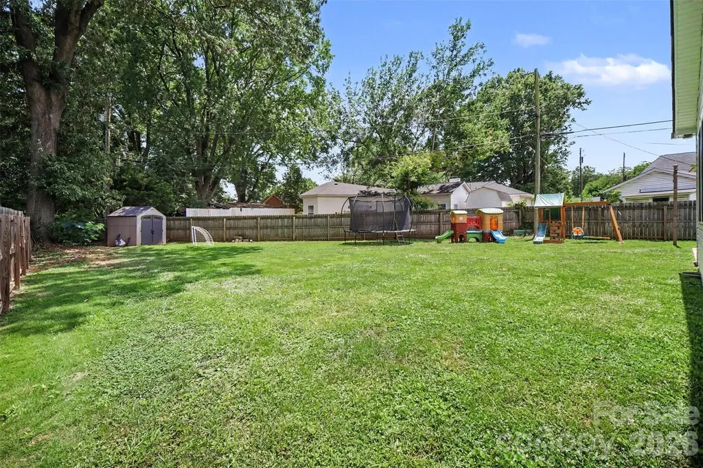 3633 Conway Avenue Charlotte NC 28209