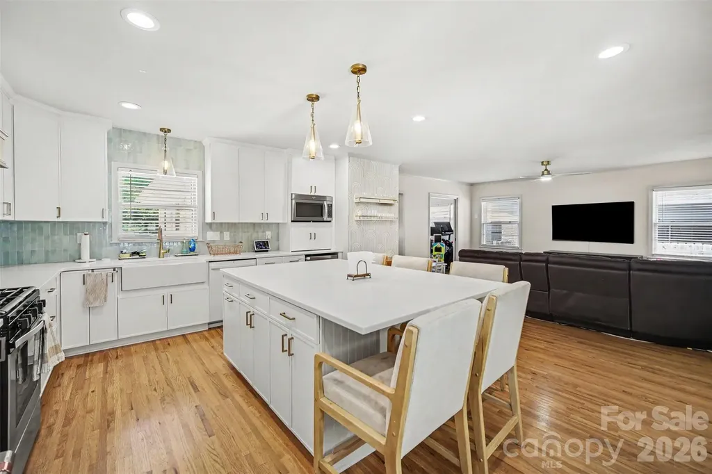 3633 Conway Avenue Charlotte NC 28209